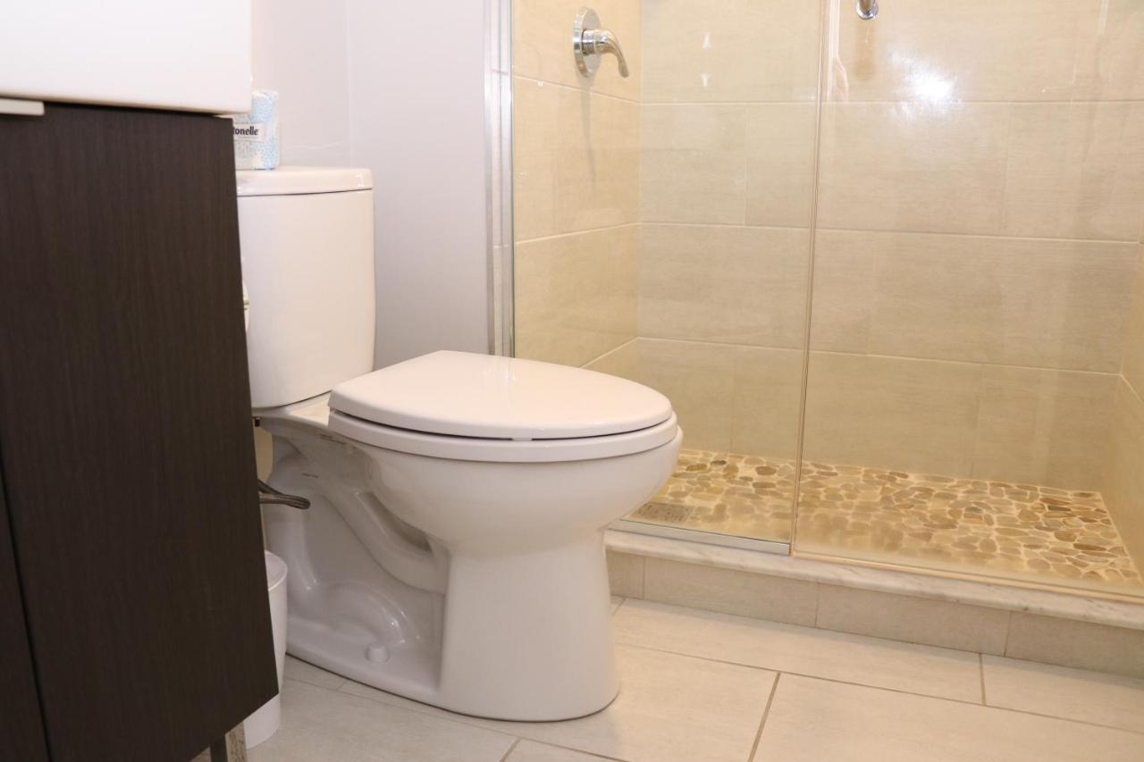 A Stylish Stay W/ A Queen Bed, Heated Floors.. #14 بروكلاين المظهر الخارجي الصورة